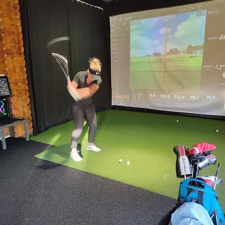 Holiday home Golf'inn